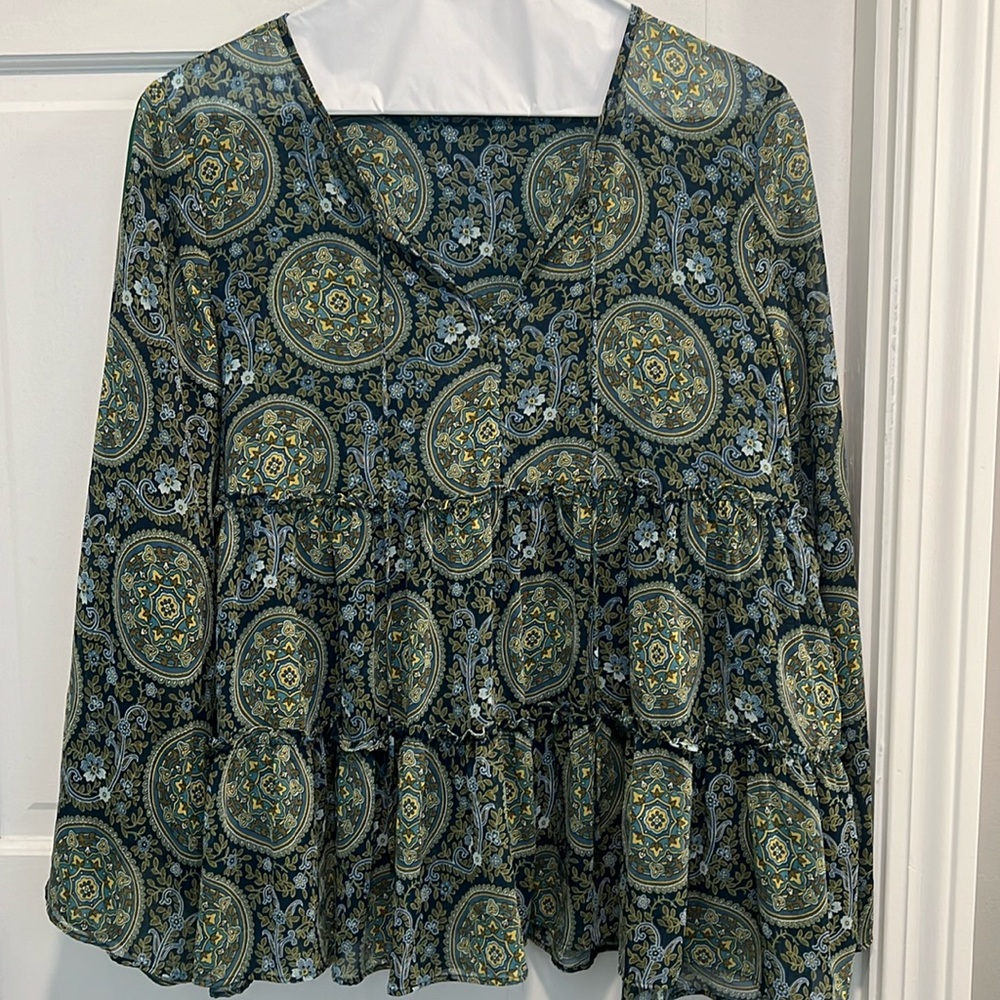 Ann Taylor LOFT Flowy Sheer Boho Medallion Blouse Long Sleeve Green